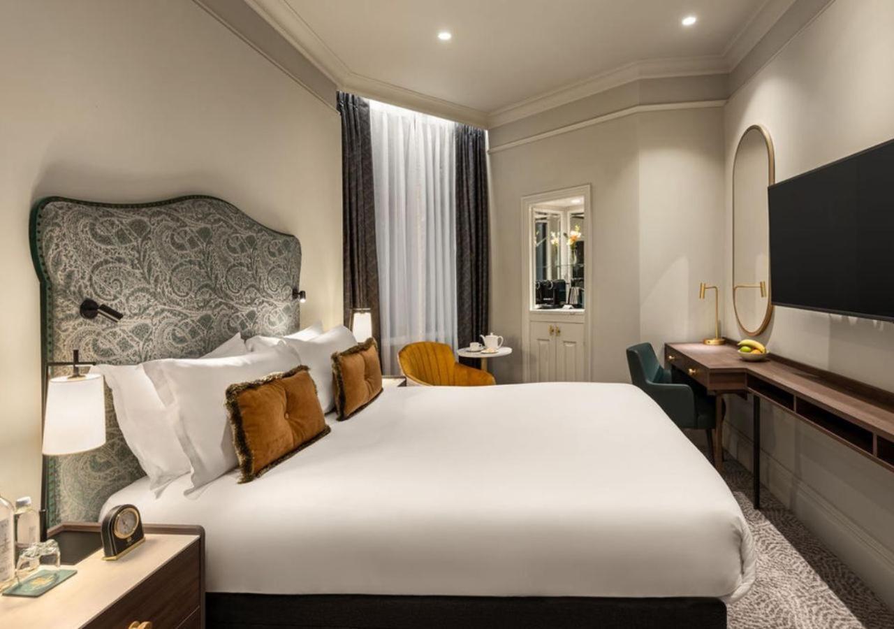 St. James' Court, A Taj Hotel, London Bagian luar foto